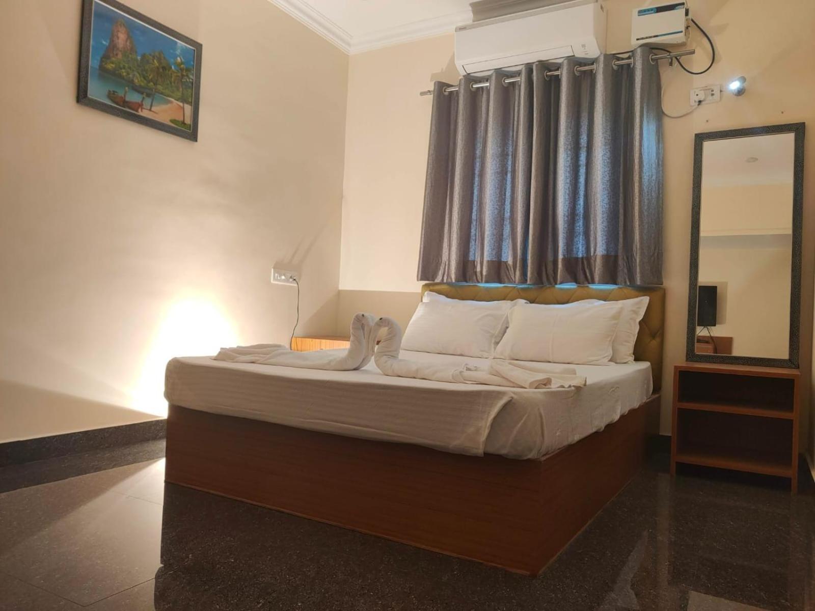 Hotel Grand S3 à Pondichéry Extérieur photo