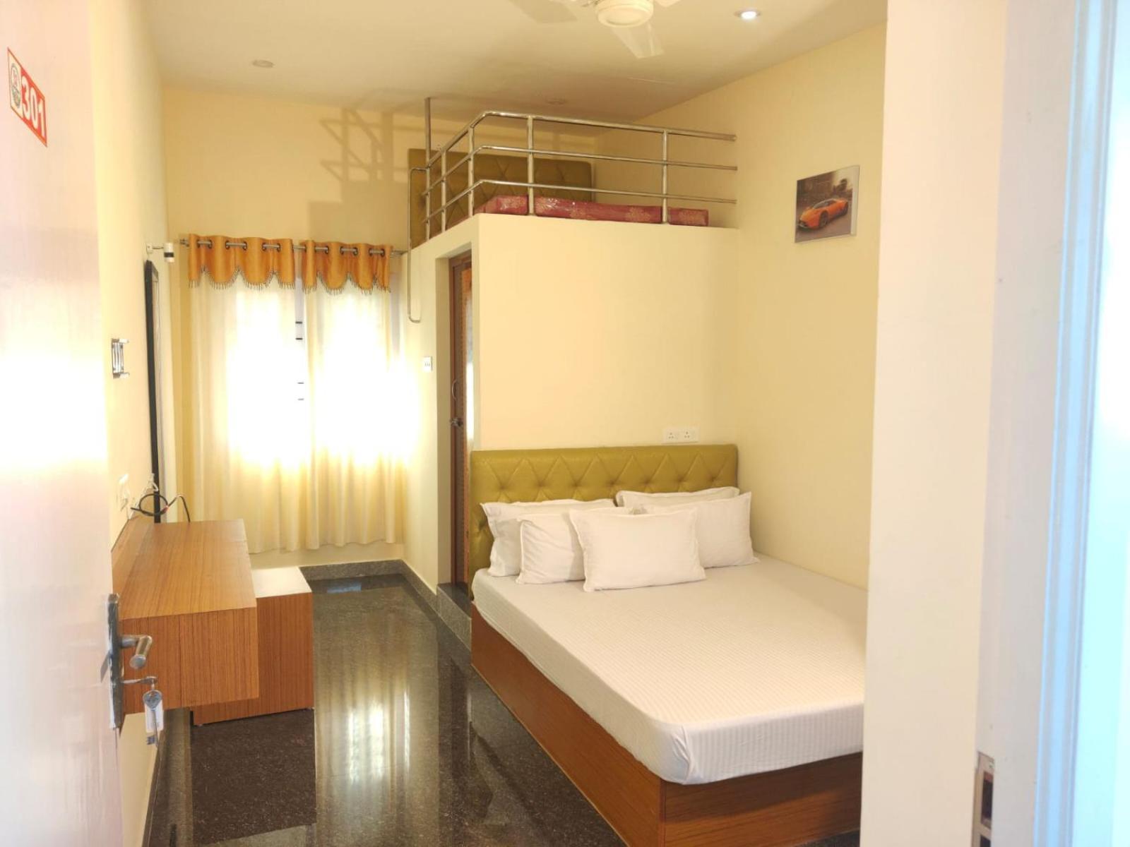 Hotel Grand S3 à Pondichéry Extérieur photo