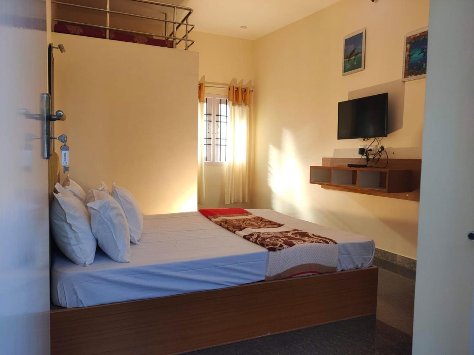 Hotel Grand S3 à Pondichéry Extérieur photo